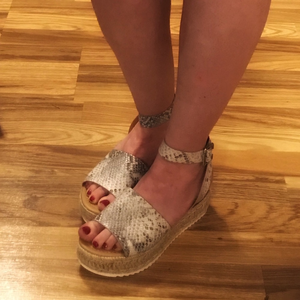 Beige Python Espadrilles. ⚠️Price Firm⚠️ - Picture 3 of 5